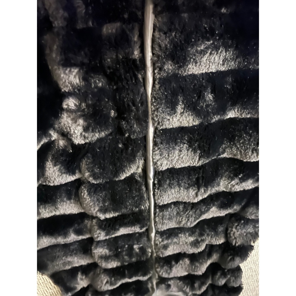 Amisu Black Faux Fur Quilted Vest